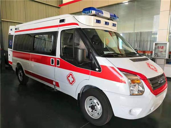 宽甸福特V362救护车